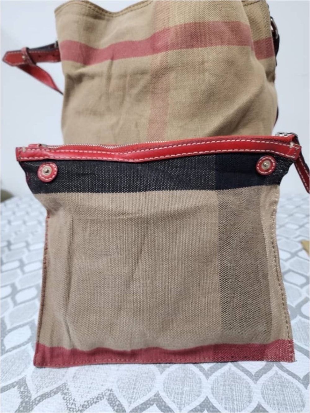 Authentic Burberry Exploded Check Ashby Medium Shoulder Bag Multicolor - Picture 7 of 14